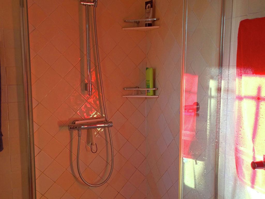 Lovely G Te With Private Pool مونتاينا المظهر الخارجي الصورة